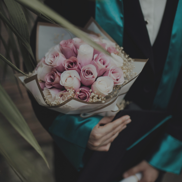 graduation fresh flower bouquet
